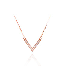 Высокое качество Дешевые V Форма алмаза кулон ожерелье поддельные алмаз кубический цирконий ожерелье